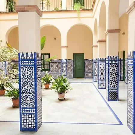 Apartment Idyllic & Loveliest With Patio.private Parking *