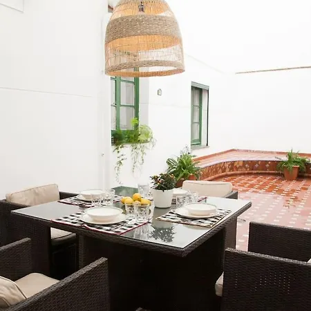 Apartment Idyllic & Loveliest With Patio.private Parking Seville
