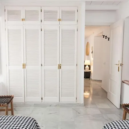Idyllic & Loveliest With Patio.private Parking Seville