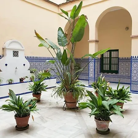 Idyllic & Loveliest With Patio.private Parking * Seville